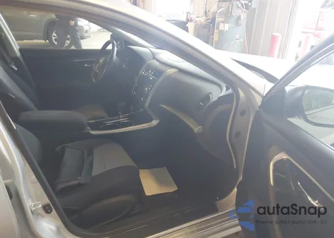 2013 Nissan Altima 2.5 Sv z USA, uszkodzony, nr VIN 1N4AL3APXDC909883